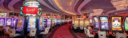 Filipino player launching a slot game on the 59jl mobile platform in the Philippines